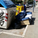 Vergogna ingombranti in Corso Alcide De Gasperi!